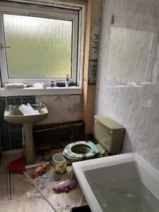 Bathroom refurb in Anniesland